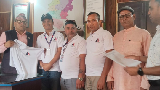 सुदूरपश्चिमका हिमाल प्रवर्द्धन गर्न मन्त्री रावल समक्ष नेपाल पर्वतारोहण संघकाे चारबुँदे माग