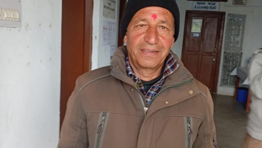 नेकपा एमाले कैलालीका नेता महादेव भट्टले गरे पार्टी परित्यागको घोषणा