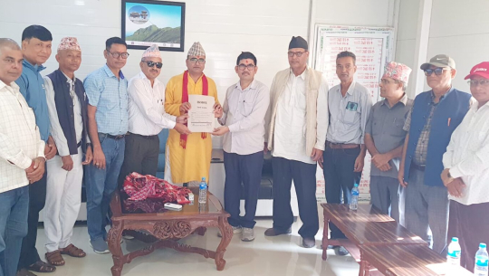 स्थायी राजधानी निर्माणको माग गर्दै सुदूरपश्चिम सरकारलाई एमालेको ज्ञापनपत्र