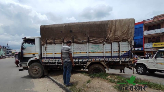 साह्रै अल्छी भए धनगढीका सवारी चालक !