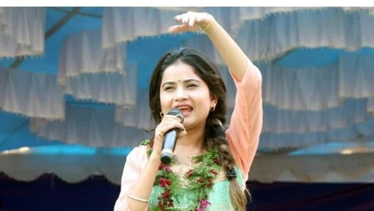 साउण्ड सिस्टम व्यवसायीको चेतावनीपछि एलिनाको आत्मालोचना