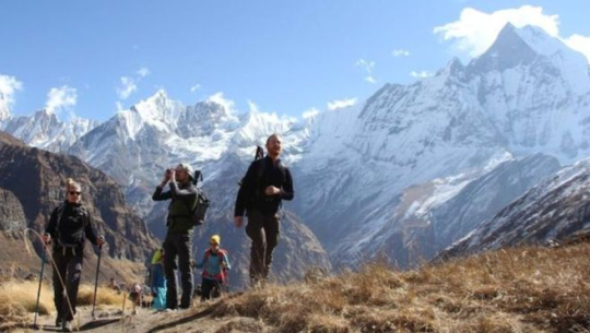 नेपाल भ्रमण गर्न आह्वान