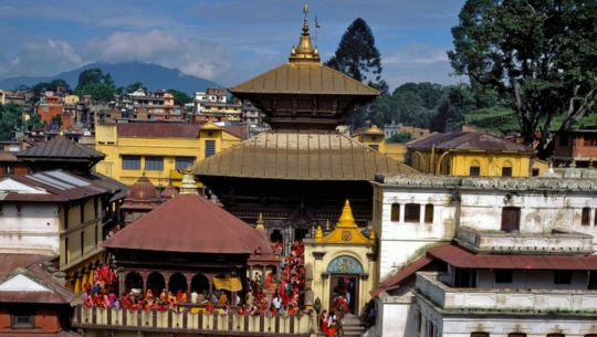 आज पशुपतिनाथलाई तातोपानीले नुहाइँदै