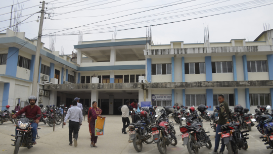 डिभिजन प्रमुख पन्तको कम्पनीले सेती अस्पतालको भवन ८ वर्षसम्म निर्माण सकेन