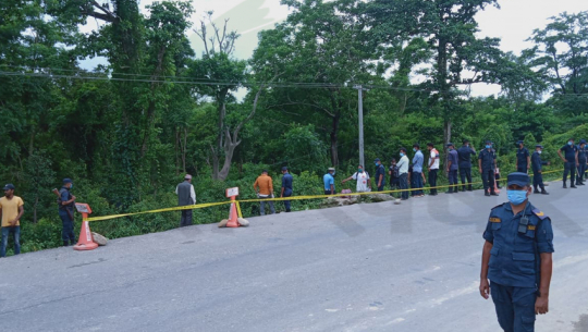 Businessmen in Attaria observe a day of mourning