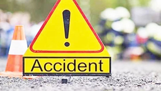 दार्चुलामा स्कुटर दुर्घटना, २ जना  घाइते