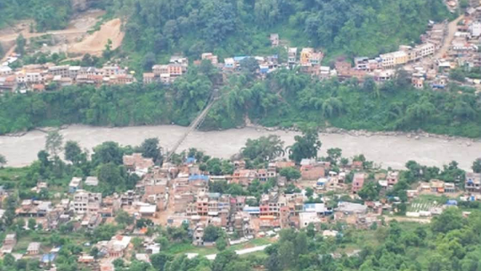 बुढीगण्डकी बाढीको जोखिमपछि आरुघाट बजार खाली गरिँदै