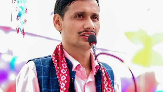  मुख्यमन्त्रीको घुर्की नसहन एमालेलाई नेता थापाको सुझाव