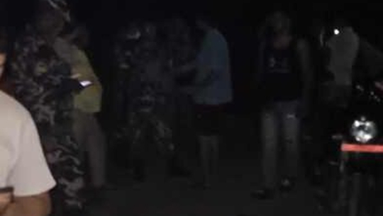 दोधारा–चाँदनीमा बाघ! तीन बाख्रा मार्‍योे