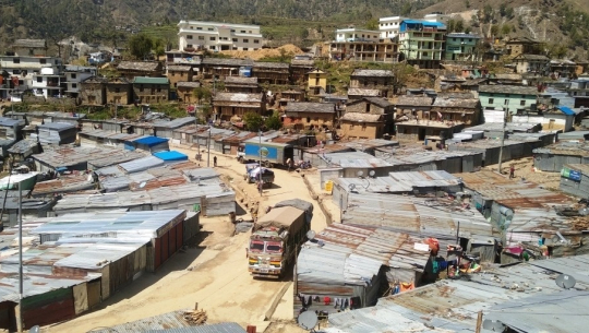 बाजुराका सदरमुकामवासी महसुल तिर्छन्, तर नियमित बिजुली बाल्न पाउँदैनन्