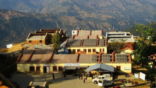 बयालपाटा अस्पतालले पूर्व जानकारी बिना ३३ कर्मचारी हटाएको आरोप