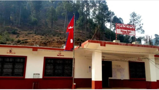 गाउँपालिका कार्यालयमा तालाबन्दीपछि सुर्नयामा औषधी अभाव