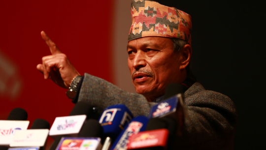 मुद्दा कमजोर नबनाउँन प्रधानमन्त्री प्रचण्डलाई डा.भीम रावलको चेतावनी