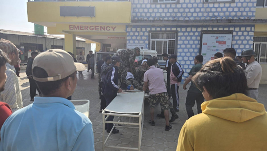 भोजपुरमा नेपाली सेनाको बस दुर्घटना, २४ जना घाइते