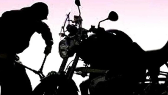 कैलाली र कञ्चनपुरबाट ८ वटा चोरीका मोटरसाइकल नियन्त्रणमा