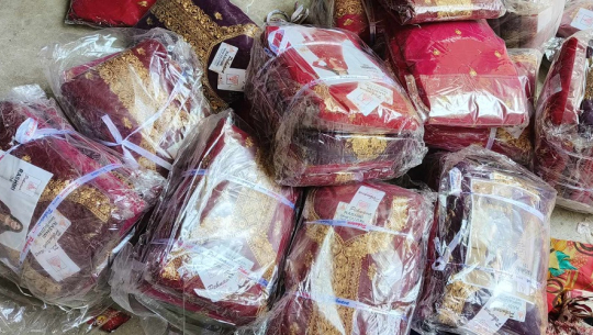 धनगढीबाट भन्सार छलीका कुर्ता सुरवाल नियन्त्रणमा