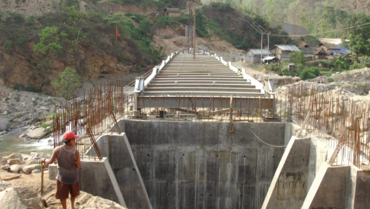 सुदूरपश्चिम प्रदेशमा सडकहरु निर्माण भईरहँदा पुल निर्माणका योजना अलपत्र