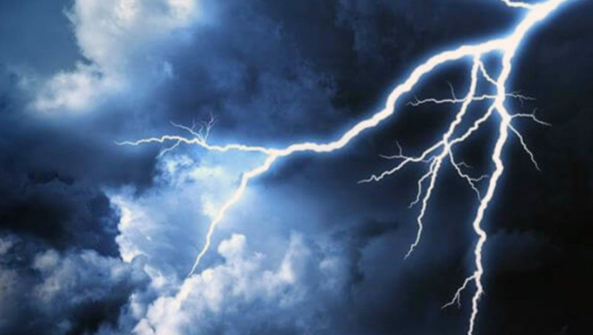 चट्याङ लागेर ३९ भेडाबाख्रा मरे