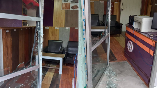 अत्तरियामा रोकिएन चोरी, फेरि चोरीको प्रयास