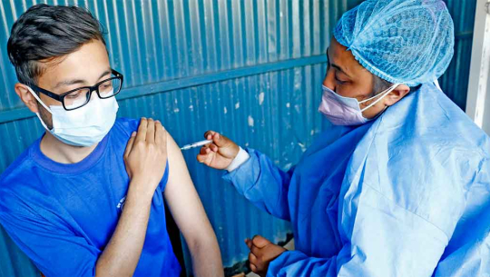 पहिलो चरणमा एक लाख ८४ हजारले खोप लगाए