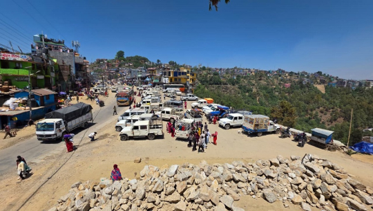 बजेट अभावमा डडेल्धुरा सडको स्तरोन्नती अलपत्र  