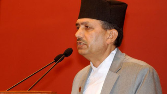 तीन दिनभित्र औषधि र उपकरण काठमाडौँ आउँछः मन्त्री ढकाल