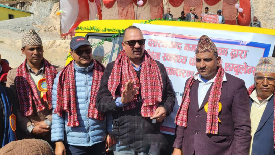 बैतडीको दशरथचन्दमा गर्भवती र सुत्केरीलाई निःशुल्क एम्बुलेन्स सेवा