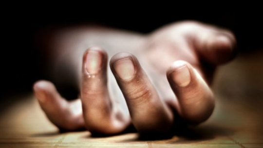 बाजुरामा एक शिक्षक मृत फेला