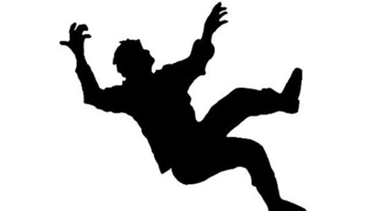 बझाङमा विद्यालयको पर्खालबाट लडेर एक जना घाइते