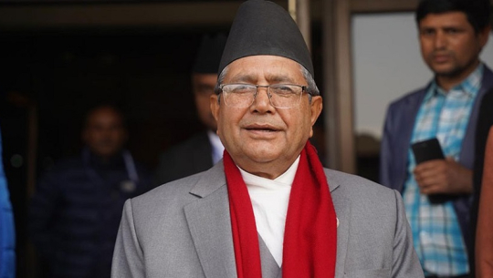तीन दलका शीर्ष नेताले गरे सभामुखसँग भेट