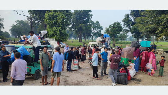 नाकामा चाडपर्व मनाउन घर फर्किनेको भीड