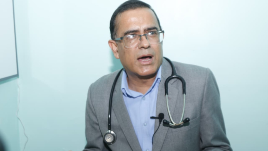 दसैँ मनाउनुहोस्, तर मुटु जोगाउनुहोस्ः वरिष्ठ मुटुरोग विशेषज्ञ डा लम्साल