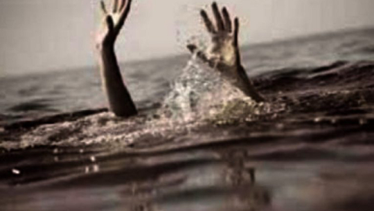 डोटीमा पौडी खेल्ने क्रममा डुबेर एक पुरुषको मृत्यु