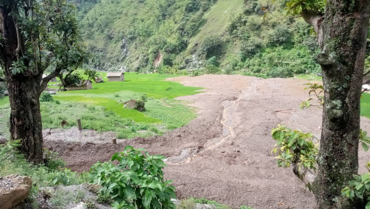 बैतडीमा बाढीपहिरोः सिँचाइ कुलो बगायो, ६ घर जोखिममा