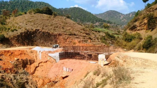 नौ वर्षदखि अलपत्र बैतडीको गोइडाखोला पुल