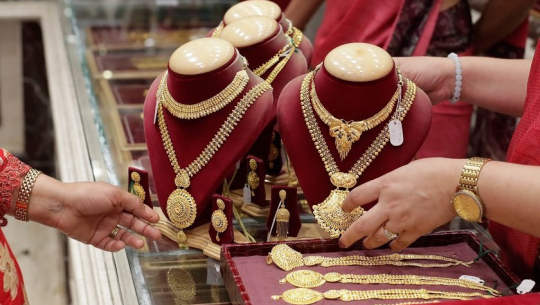 सुनचाँदीको मूल्यमा सामान्य गिरावट