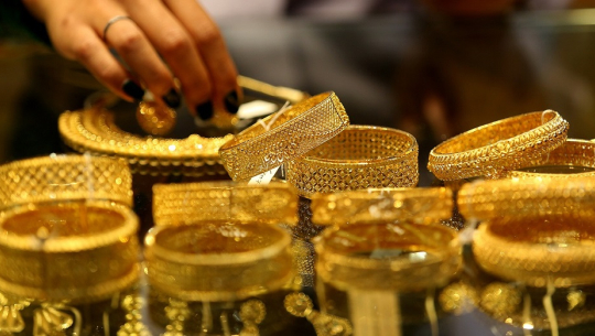 सुन तोलामा ४ हजार ३ सयले बढ्यो, चाँदीको मूल्य पनि उकालो