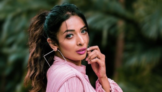 लागूऔषधसहित नायिका पक्राउ