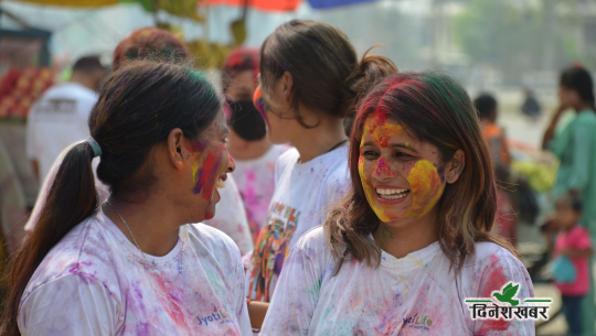 दुई वर्षपछि फर्कियो सुदूर तराइमा होलीको रौनक