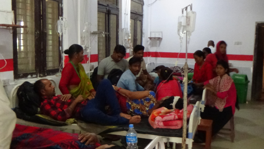 सेती अस्पतालमा विरामीको चाप, शैया अभाव भएपछि फिर्ता पठाईदै