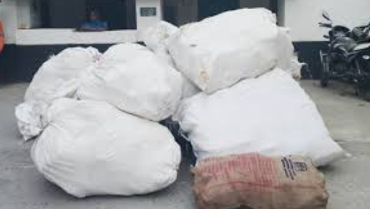 कैलाली र कञ्चनपुरबाट ७ लाख बढीको भन्सार छलीका सामान बरामद