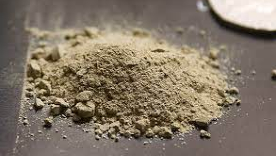 डडेल्धुराको भैरव नवदुर्गा सुनचाँदी पसलमा लागूऔषधको कारोबार, दुई पक्राउ