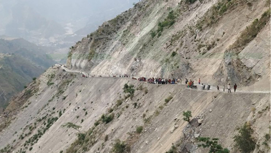 जयपृथ्वी नगरपालिकाको पानकोटदेखि मस्टा गाउँपालिकाको भुस्या जोड्ने सडक