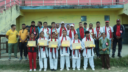 सुदूरपश्चिम कराँते महासङ्घद्धारा पदक विजेता खेलाडी सम्मानित 