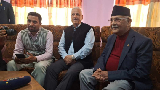 धनगढी पुगेर ओलीले भने, ‘रविलाई कांग्रेसले फसाउन खोजेको छ’