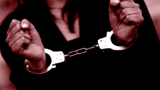 चरेश मुद्दामा फरार बैतडीकी एक महिला पक्राउ 