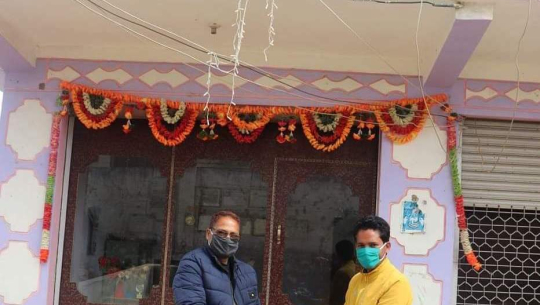 डडेल्धुराको आरईडिसीद्वारा संञ्चारकर्मीलाई मास्क वितरण