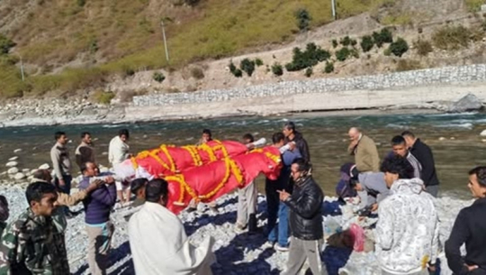 बझाङमा आमासँगै छोरी रोहिणीको पनि एकै चिहान