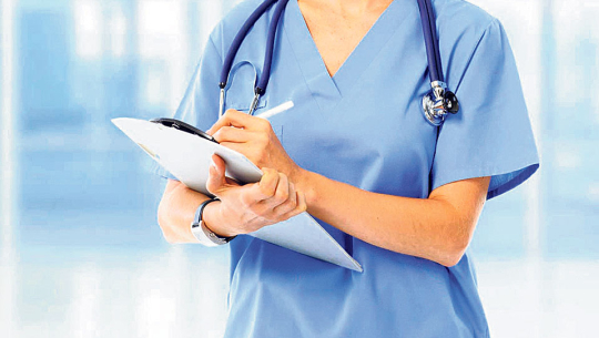 इन्दिरा ब्यञ्जन्कार पोर्चुगलको अस्पतालमा पहिलो नेपाली परिचारिका