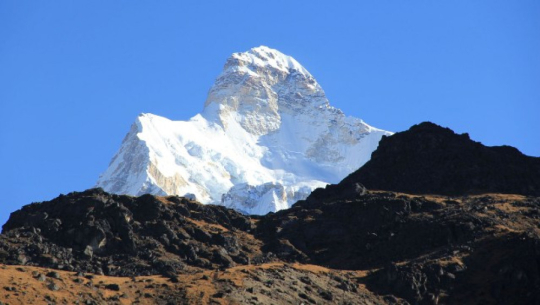कुम्भकर्ण हिमाल आरोहण गरिँदै